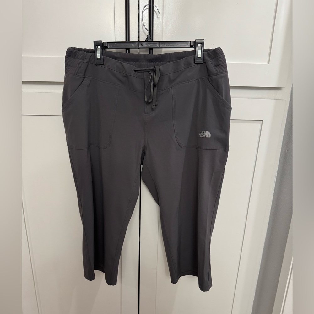 The North Face Pants Womens XL Stretch Crop Capri Drawstring Workout Hiking